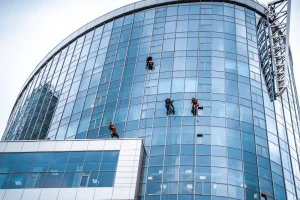Office Building Exterior Cleaning Scheduling, Access, and Coordination